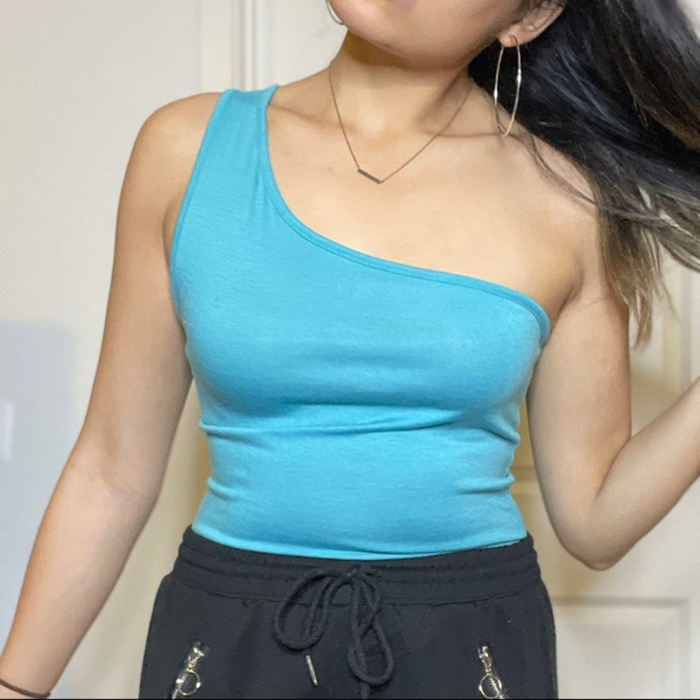 NWOT Teal/Turquoise Off-Shoulder Tank